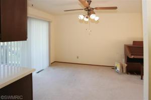 365 Sunset Dr, Dowling, MI 49050 photo 6