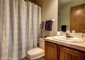 814 Meadowmeade Dr, Ada, MI 49301 photo 12