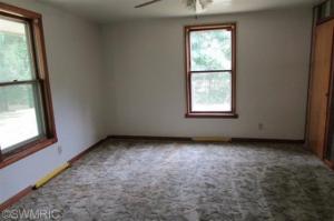 17833 S River Rd, Three Rivers, MI 49093 photo 5