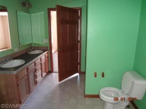 9157 E 36th St, Newaygo, MI 49337 photo 11