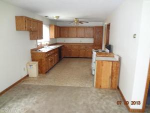 1775 E 120th St, Grant, MI 49327 photo 2