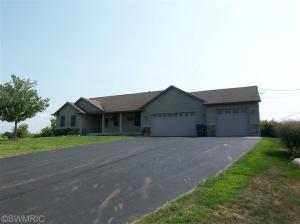 2594 Nicholas Dr, Dorr, MI 49323 photo 1