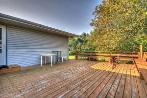 15083 Walters Dr, Marshall, MI 49068 photo 3