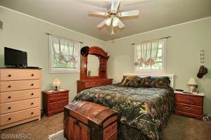 15083 Walters Dr, Marshall, MI 49068 photo 13