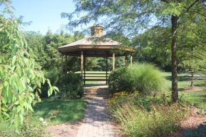 3329 Bloomington Hills Dr SE, Ada, MI 49301 photo 21