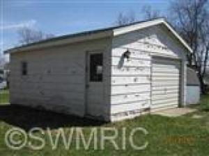 321 Hill St, Reading, MI 49274 photo 3