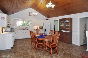 504 W Bridge St, Plainwell, MI 49080 photo 7