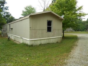5710 E Riverside Dr, Lyons, MI 48851 photo 4