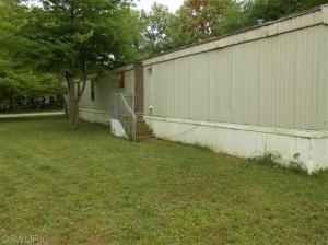5710 E Riverside Dr, Lyons, MI 48851 photo 2