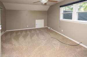 315 Midlakes Blvd, Plainwell, MI 49080 photo 14