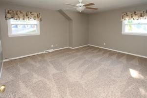 315 Midlakes Blvd, Plainwell, MI 49080 photo 16