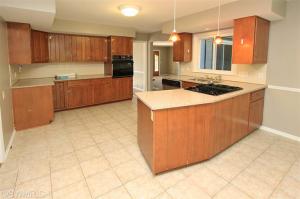 315 Midlakes Blvd, Plainwell, MI 49080 photo 7