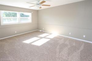 315 Midlakes Blvd, Plainwell, MI 49080 photo 15