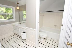 315 Midlakes Blvd, Plainwell, MI 49080 photo 17