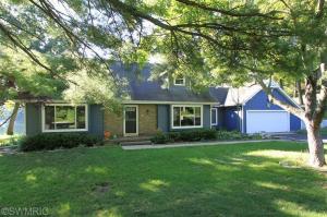 315 Midlakes Blvd, Plainwell, MI 49080 photo 1
