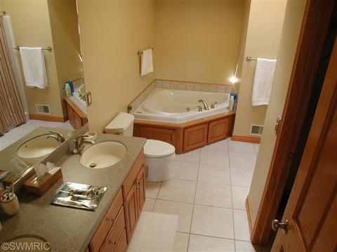 50050 Red Run Rd, Marcellus, MI 49067 photo 14