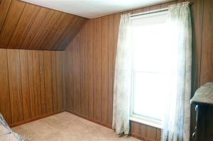 281 E Riverside Dr, Ionia, MI 48846 photo 12