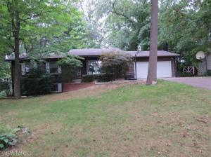 1275 103rd Ave, Plainwell, MI 49080 photo 1