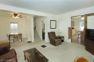 613 Hooker, Three Rivers, MI 49093 photo 5