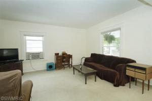 613 Hooker, Three Rivers, MI 49093 photo 3