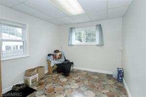613 Hooker, Three Rivers, MI 49093 photo 10