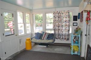 525 White Pigeon St, Constantine, MI 49042 photo 4