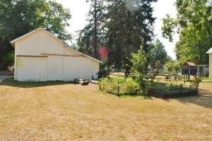 525 White Pigeon St, Constantine, MI 49042 photo 17