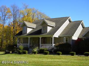 18699 William St, Cassopolis, MI 49031 photo 2