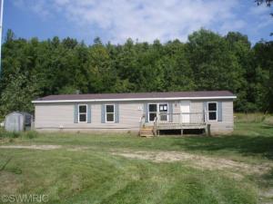 500 Riverview Rd, Lawrence, MI 49064 photo 1