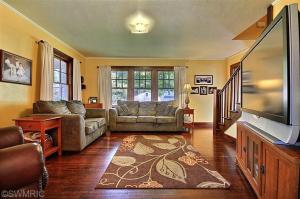 324 E Green St, Marshall, MI 49068 photo 5