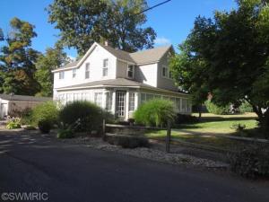 22317 Maple St, Cassopolis, MI 49031 photo 1