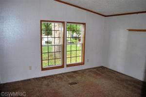 351 E Main St, Mecosta, MI 49332 photo 9