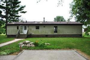 351 E Main St, Mecosta, MI 49332 photo 6