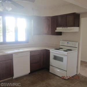 10482 Tomkinson Dr, Scotts, MI 49088 photo 3