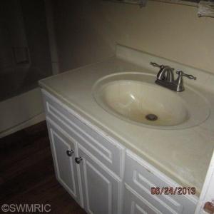 10482 Tomkinson Dr, Scotts, MI 49088 photo 9