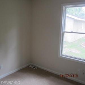 10482 Tomkinson Dr, Scotts, MI 49088 photo 6