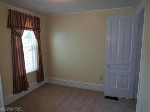 518 E Brg, Plainwell, MI 49080 photo 6