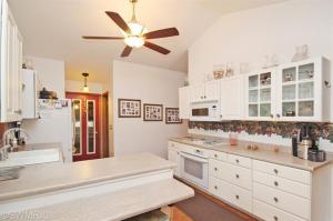 8 Heron Ct, Plainwell, MI 49080 photo 7