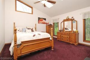 8 Heron Ct, Plainwell, MI 49080 photo 13