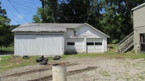 124 S Vine St, Stanton, MI 48888 photo 2