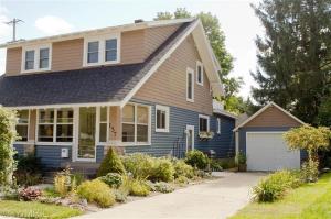 137 E Lytle, Ionia, MI 48846 photo 2