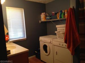 235 E Main St, Saranac, MI 48881 photo 10