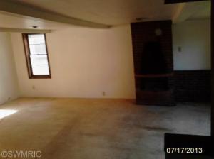 4630 E Baseline Rd, White Cloud, MI 49349 photo 3