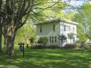 7944 Palmer Rd, Belding, MI 48809 photo 2