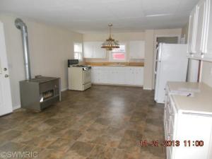 1233 Hess Lake Dr, Grant, MI 49327 photo 8