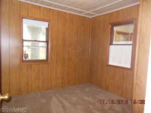 1233 Hess Lake Dr, Grant, MI 49327 photo 9