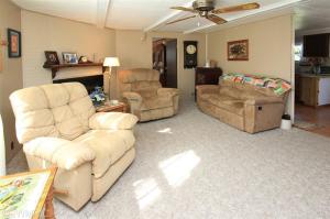 975 106th, Plainwell, MI 49080 photo 2