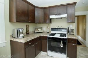 104 E Wheeler, Three Rivers, MI 49093 photo 9