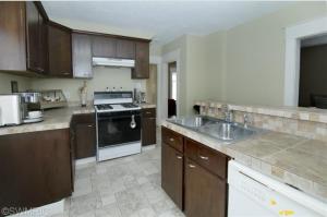 104 E Wheeler, Three Rivers, MI 49093 photo 8