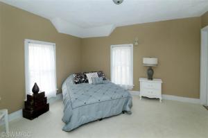 104 E Wheeler, Three Rivers, MI 49093 photo 15